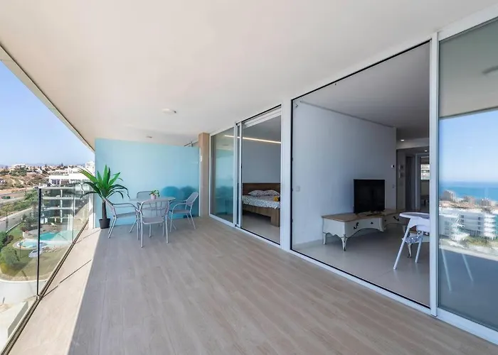 Med1 Luxury Sea View * פואנגירולה